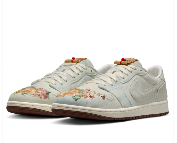 Air Jordan 1 Low OG 'CNY Year of the Horse' 2026 IQ1108-011
