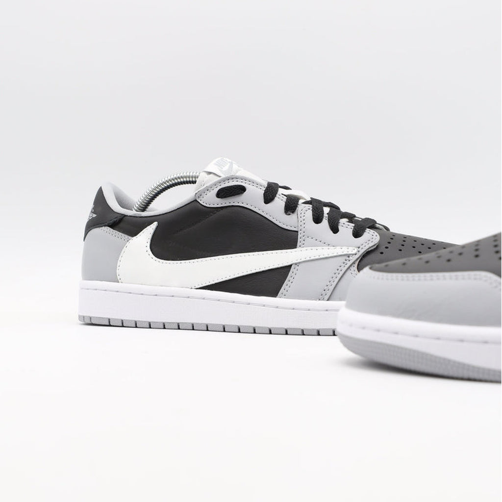 Nike Jordan 1 - Charcoal